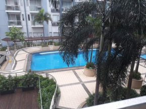 JUNJING'S PLACE -One Palm Tree Villas NAIA T3 Airport
